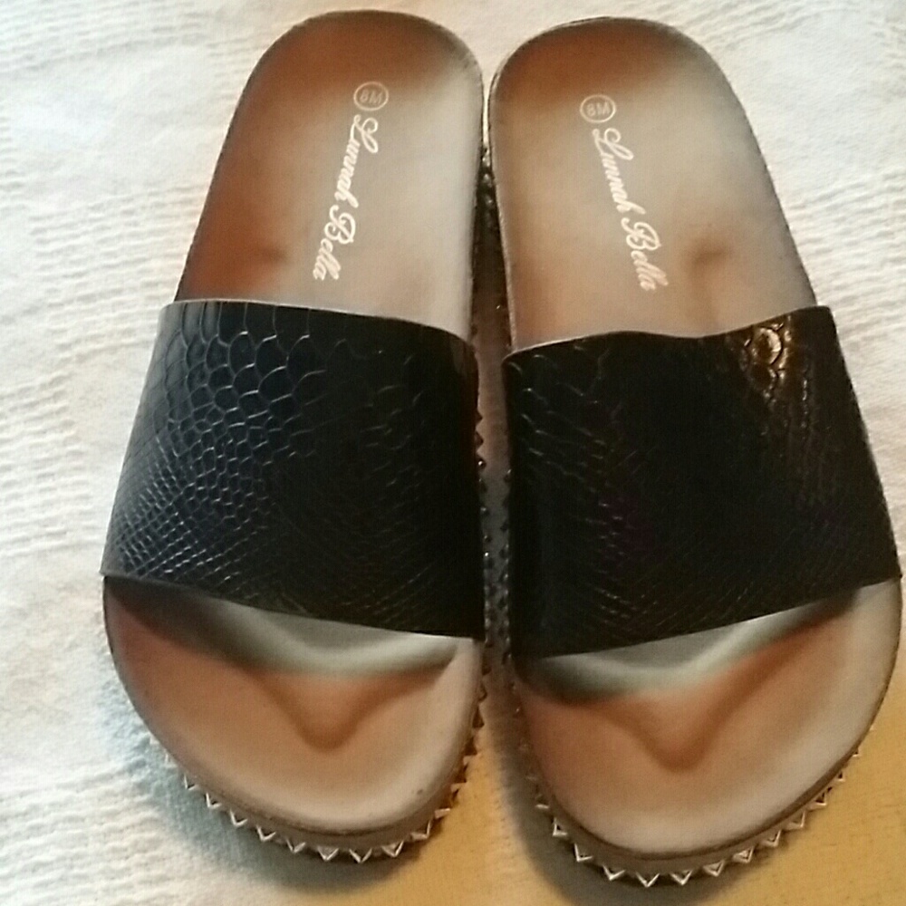 Studded Lunnah Bella slip on mules